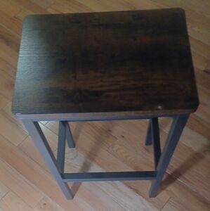 End table